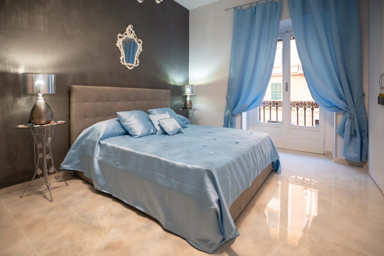 Ferienwohnung New In! Syrenuse At Santa Lucia Neapel Exterior foto