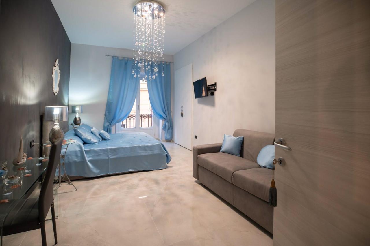 Ferienwohnung New In! Syrenuse At Santa Lucia Neapel Exterior foto